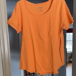 Chico's Vibrant Orange Short Sleeve Tee
Size 3 in Chico’s sizing